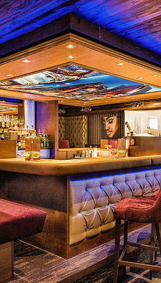 Stylish New York-style bar at the Adults Only Hotel Winzer